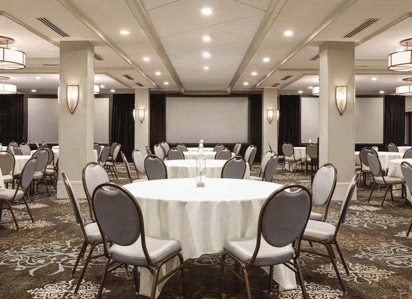 Banquet hall Photo