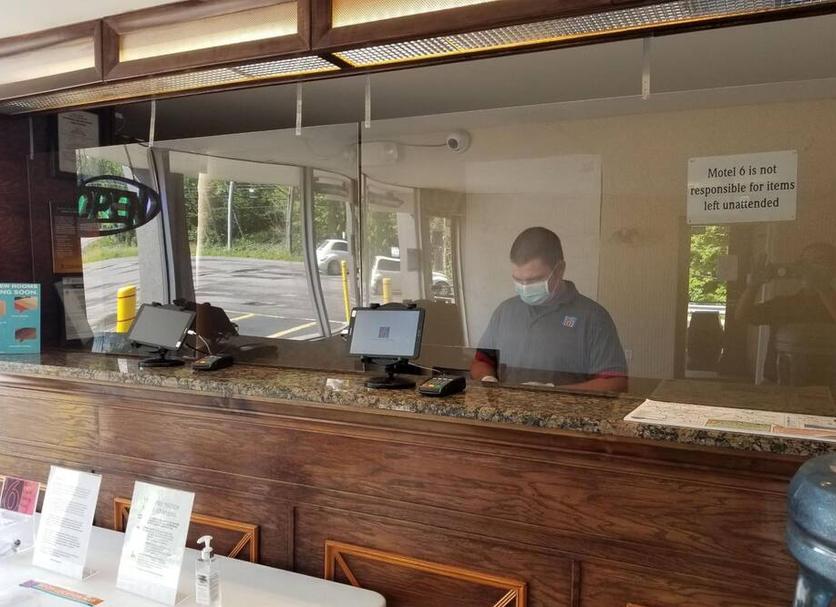 Front desk Photo