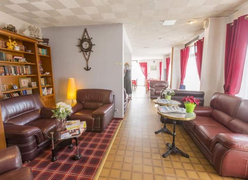 Lounge Photo