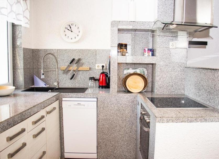 Kitchen Photo