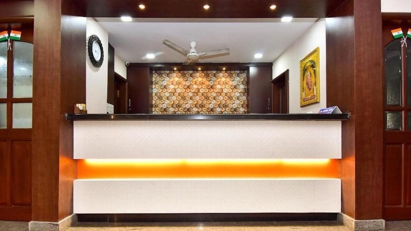 Hotel Dwaraka Inn