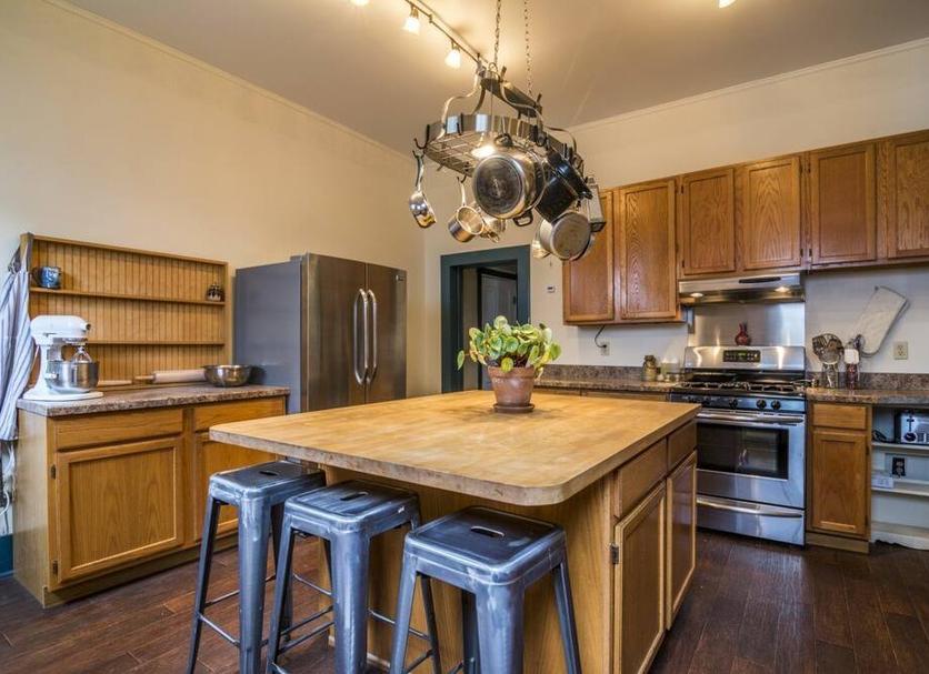 Kitchen Photo