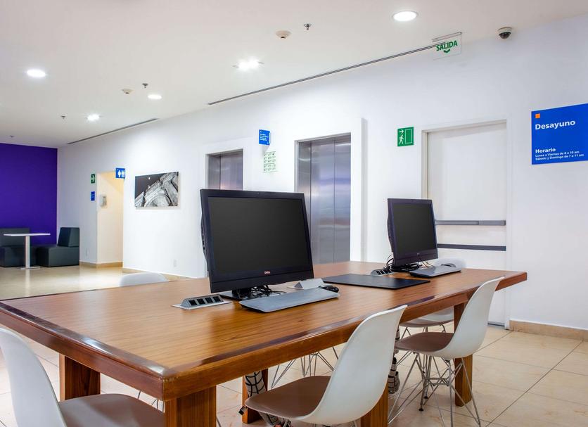 Business center Photo