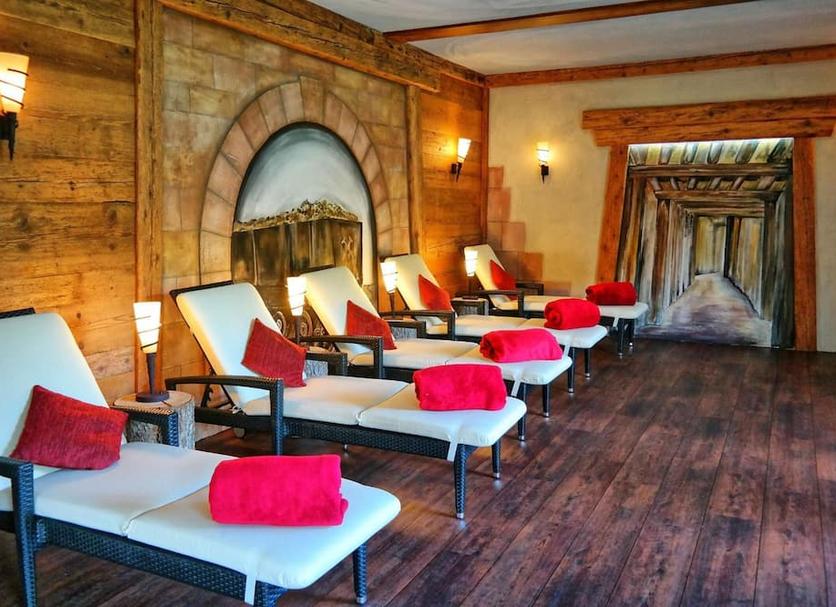 Lounge Photo