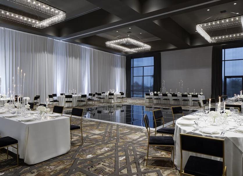 Banquet hall Photo