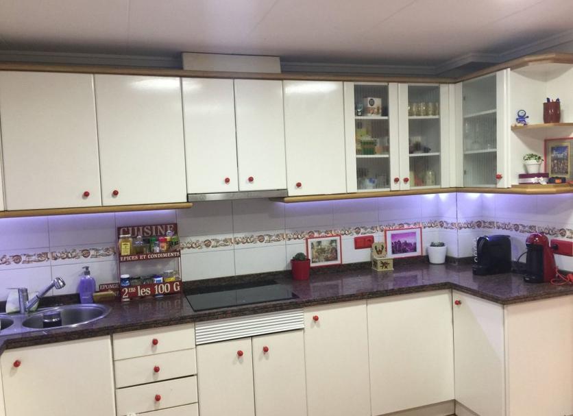 Kitchen Photo