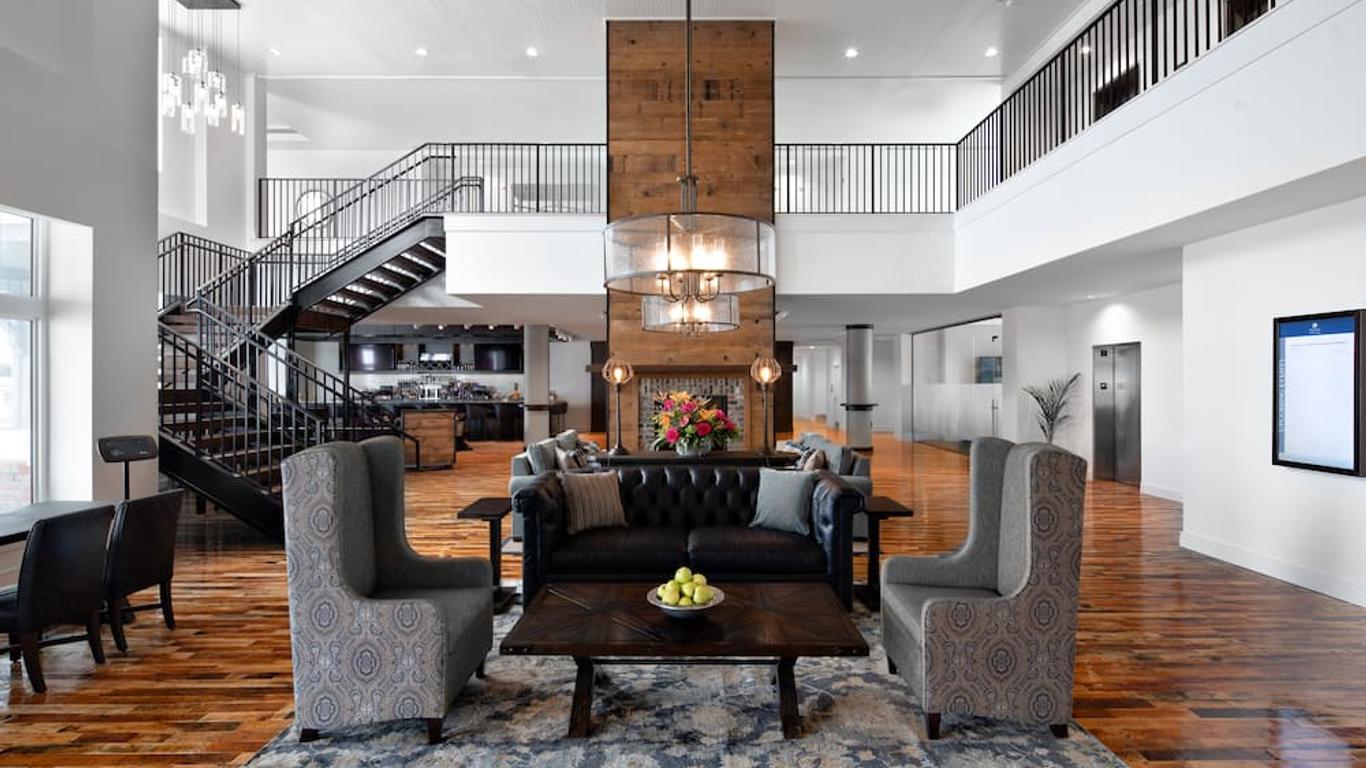 Beaufort Hotel