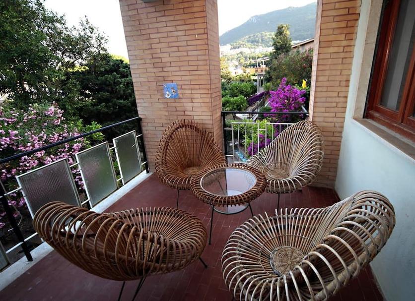 Balcony Photo