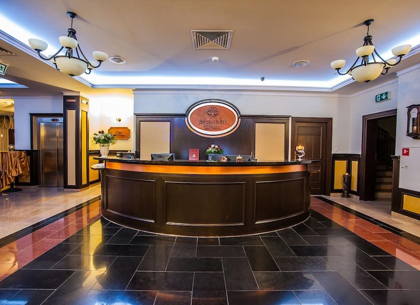 Front desk Photo