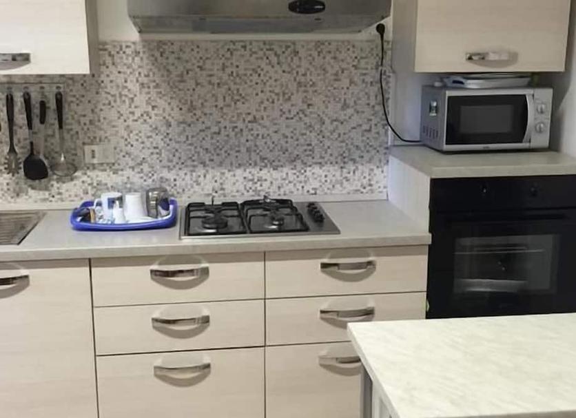 Kitchen Photo