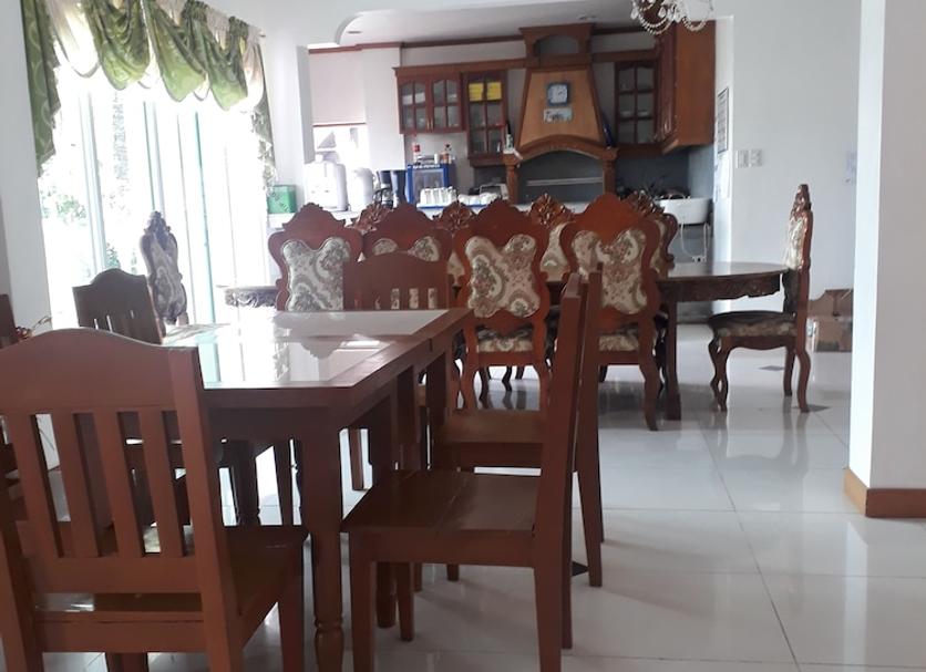 Dining room Photo