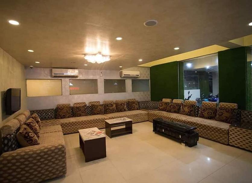 Lounge Photo