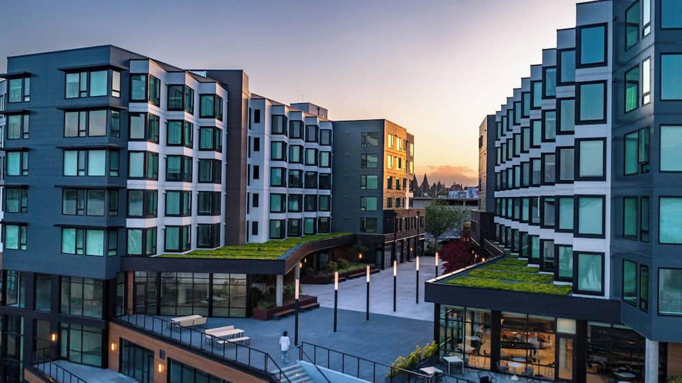 Marina Square Suites
