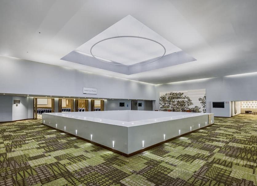 Business center Photo