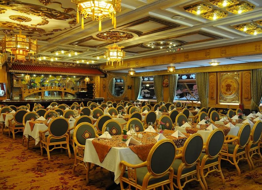 Banquet hall Photo