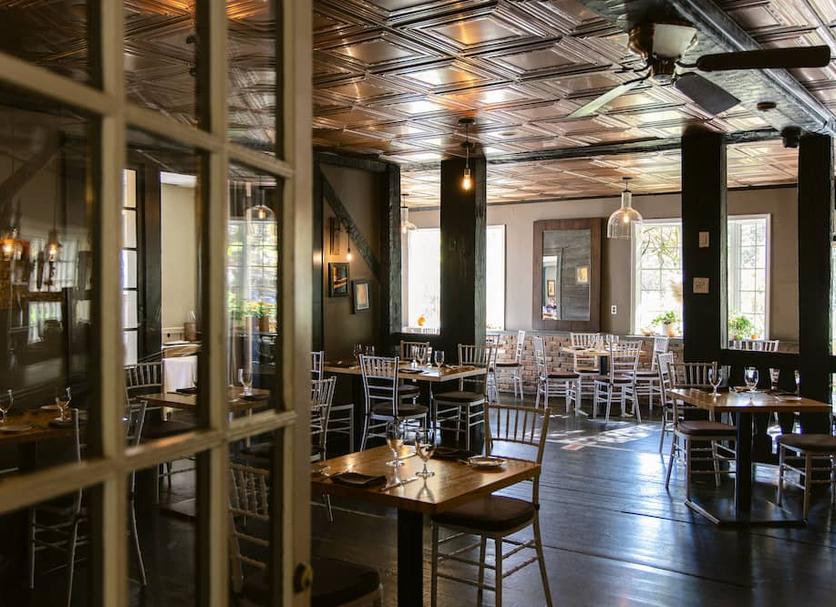 Restaurant Photo