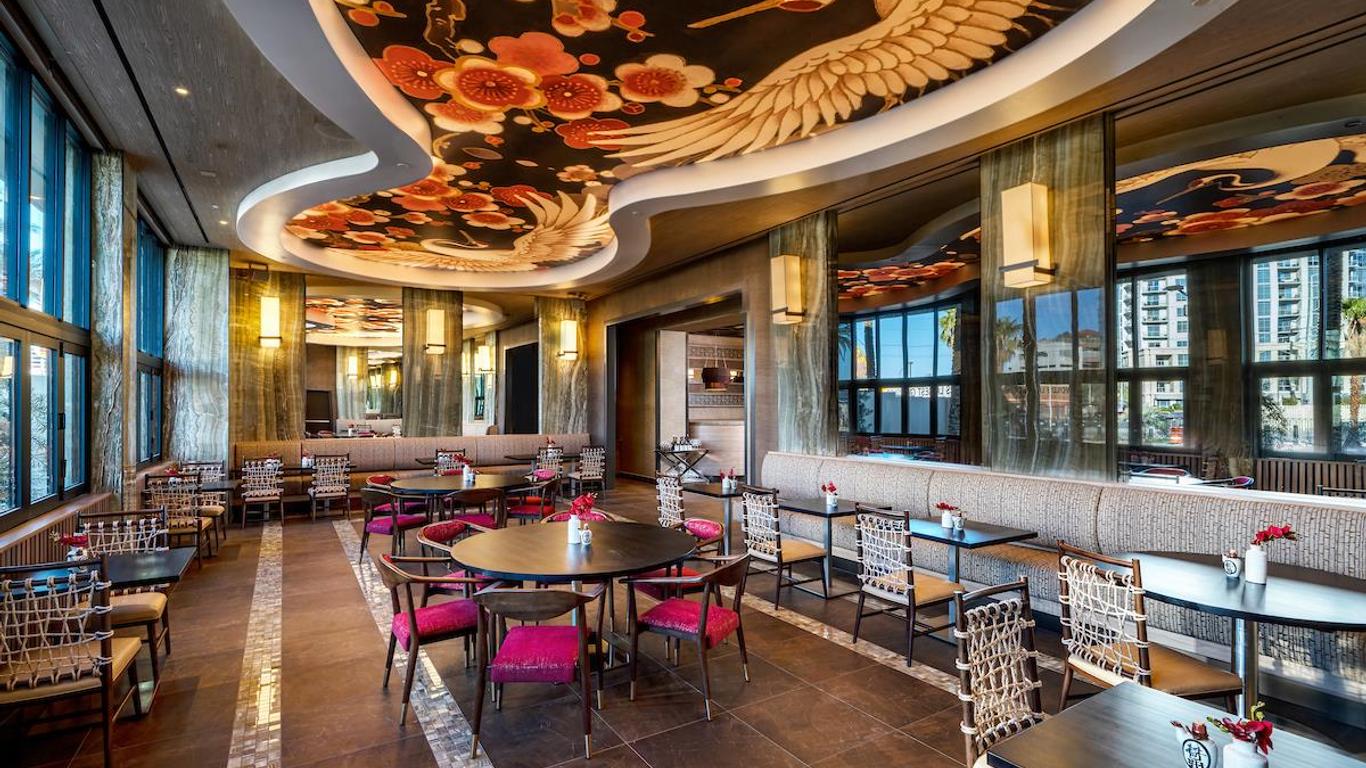 SAHARA Las Vegas - Hotel & Casino