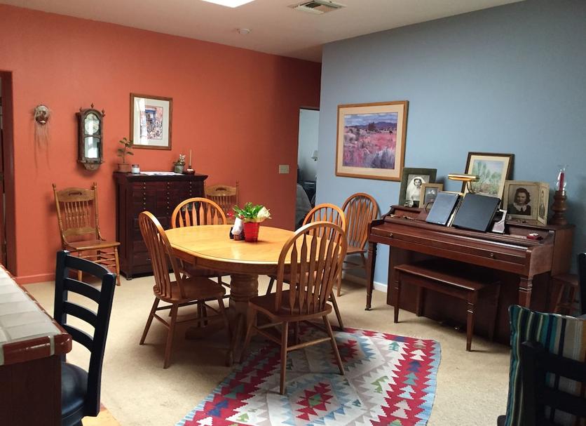 Dining room Photo