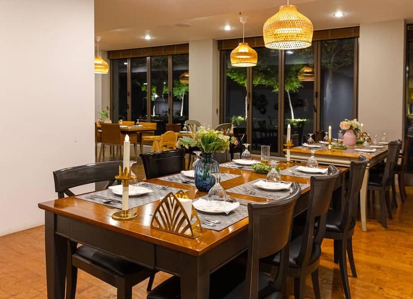 Restaurant Photo