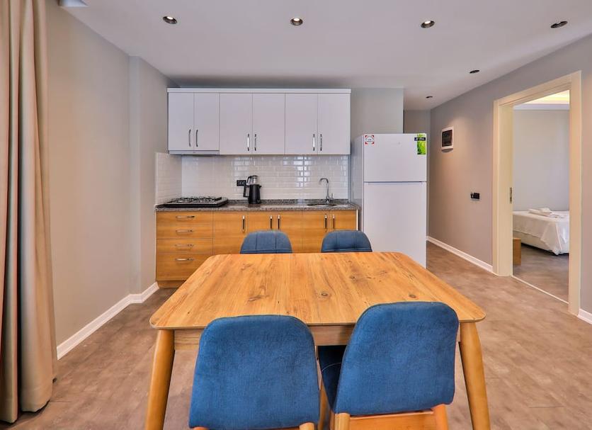 Kitchen Photo