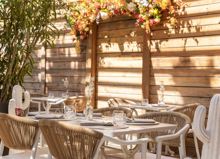 Restaurant Photo