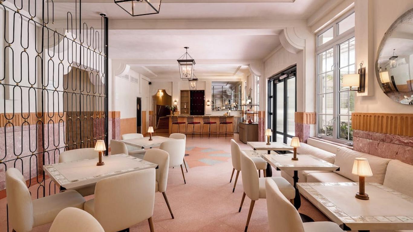 South Beach Hotel