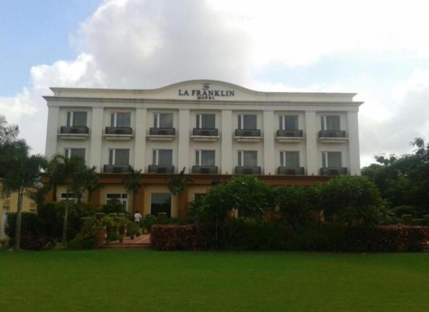 Building Photo