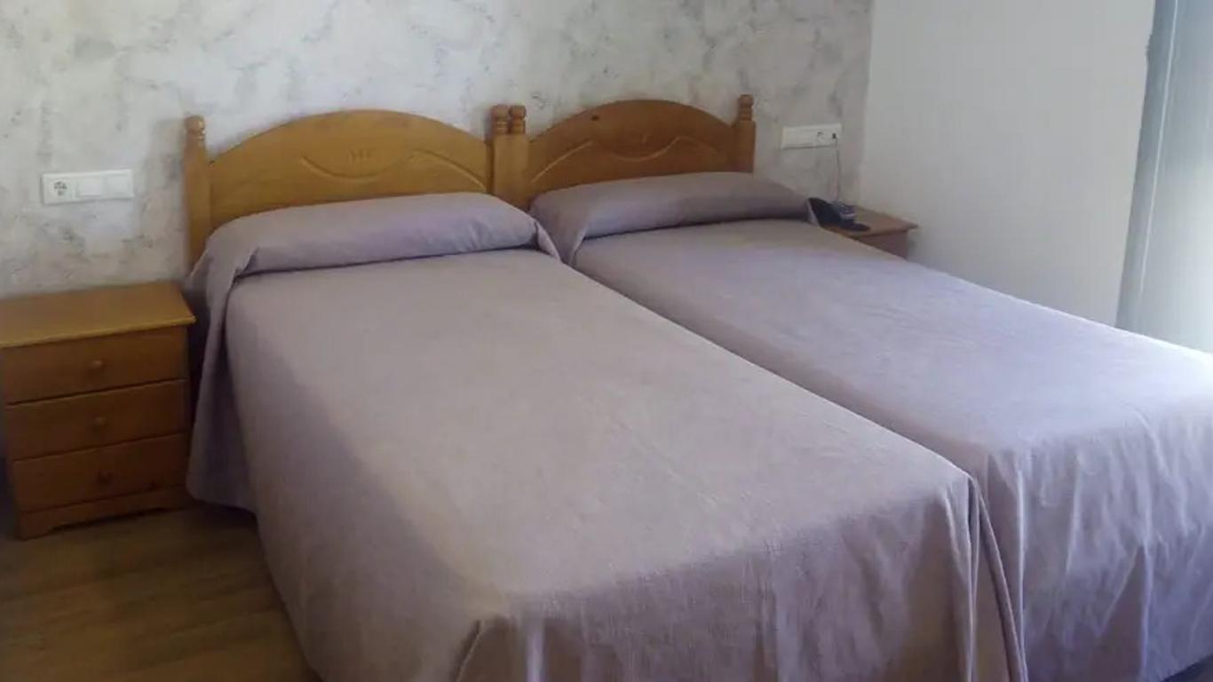 Hostal Plaza Mayor De Almazan