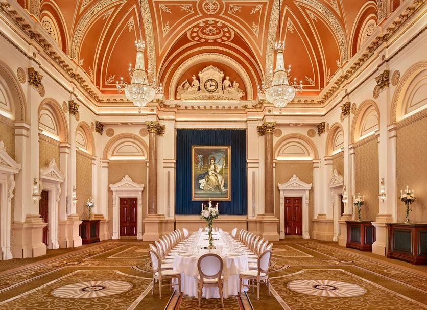 Banquet hall Photo
