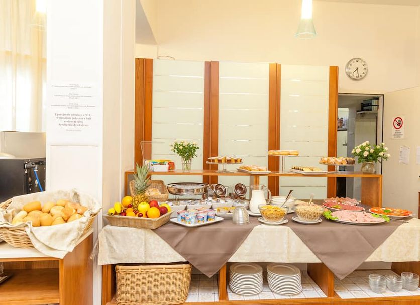 Buffet Photo