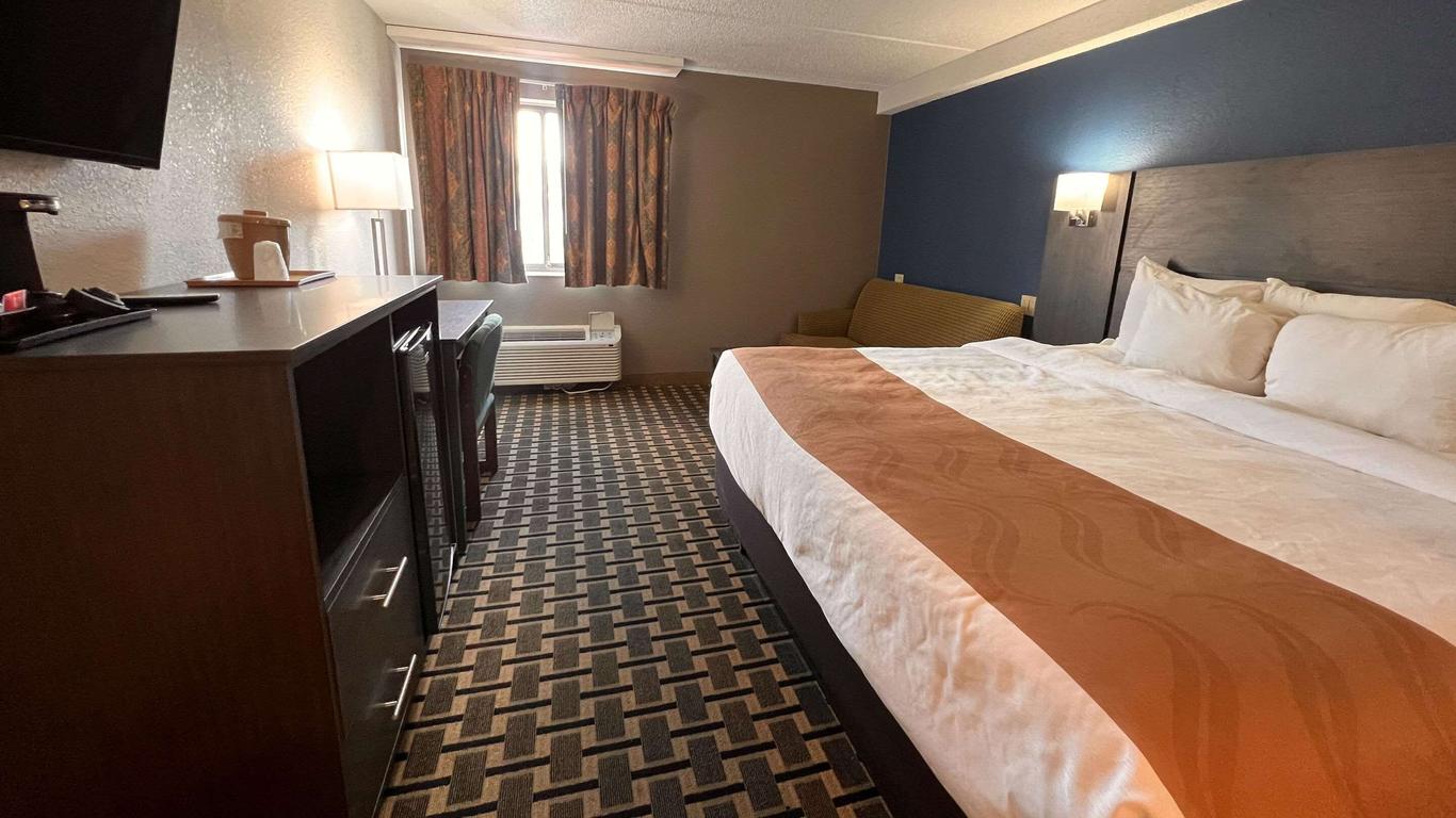 Econo Lodge Louisville East