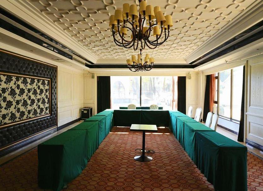 Conference room Photo