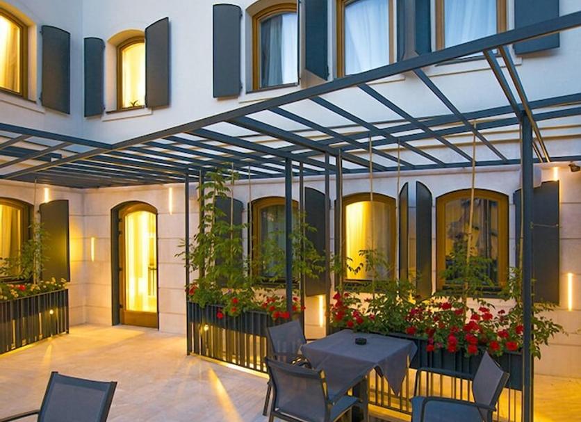 Patio Photo
