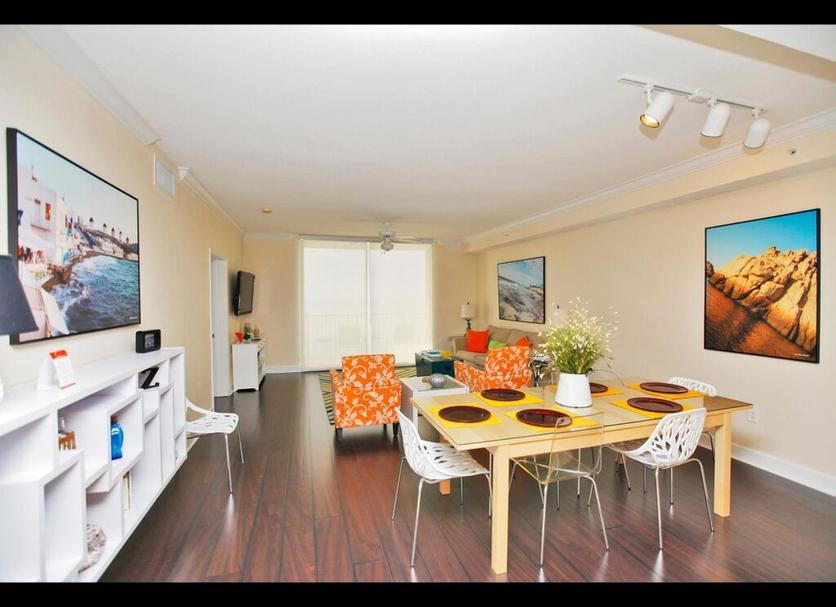 Dining room Photo
