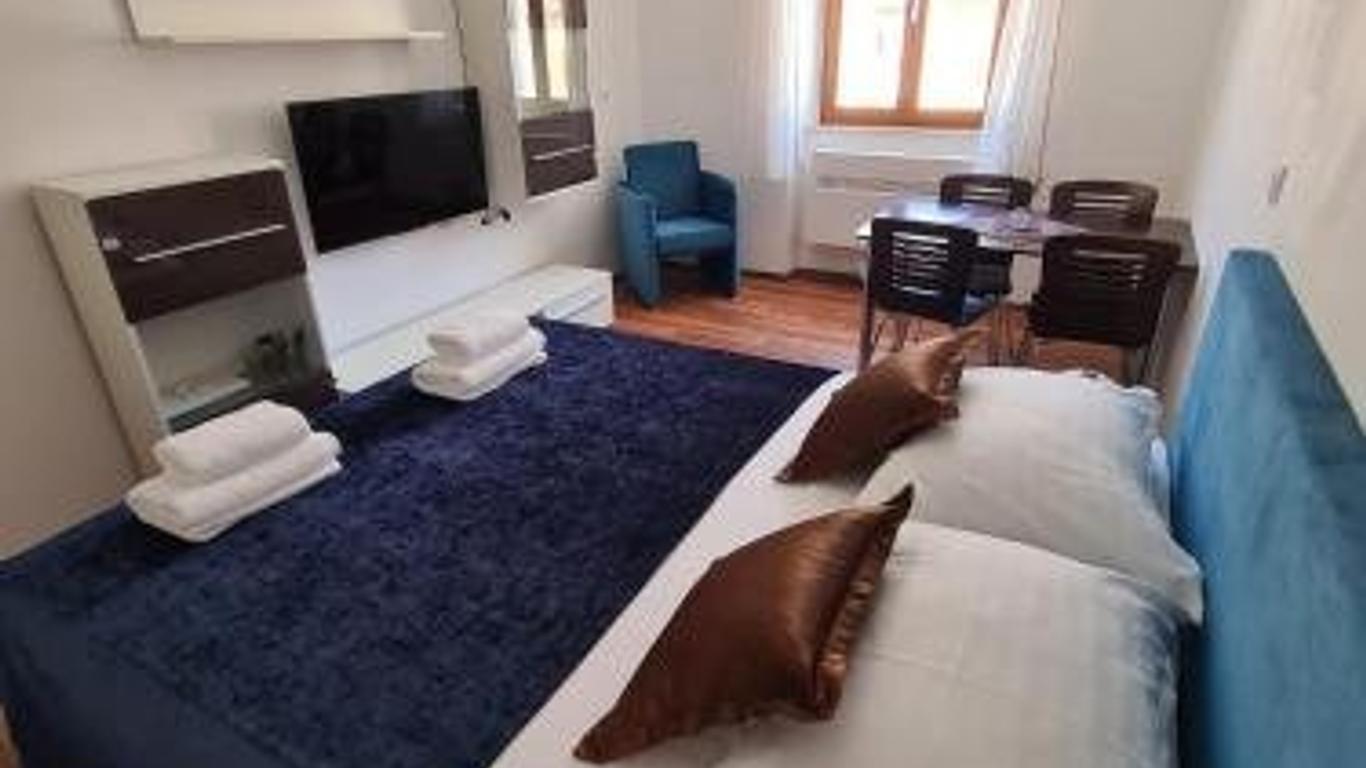 Hvar Riva Rooms