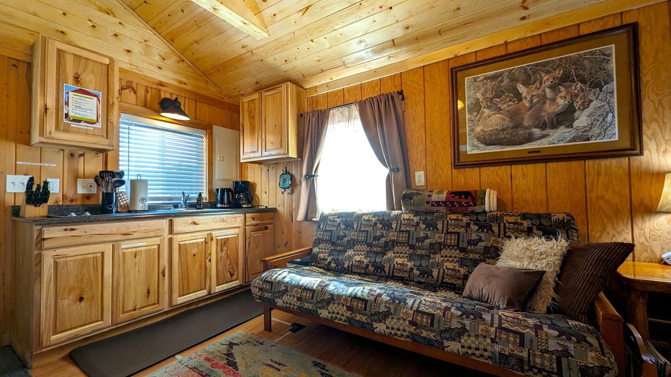 Yellowstone's Treasure Cabins