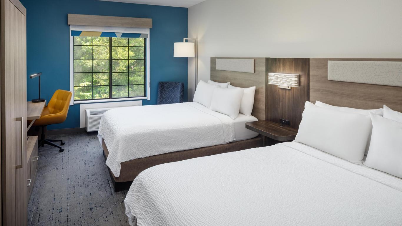 Holiday Inn Express & Suites Albemarle