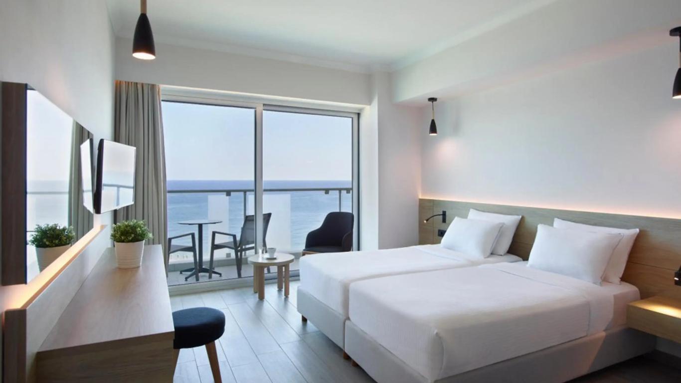 Aquarium View Hotel