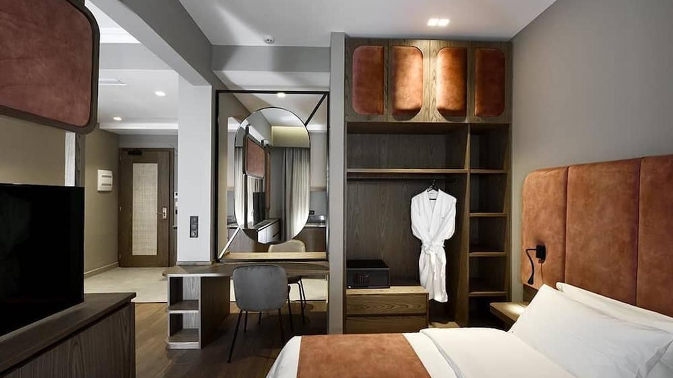 Roomore Apartments