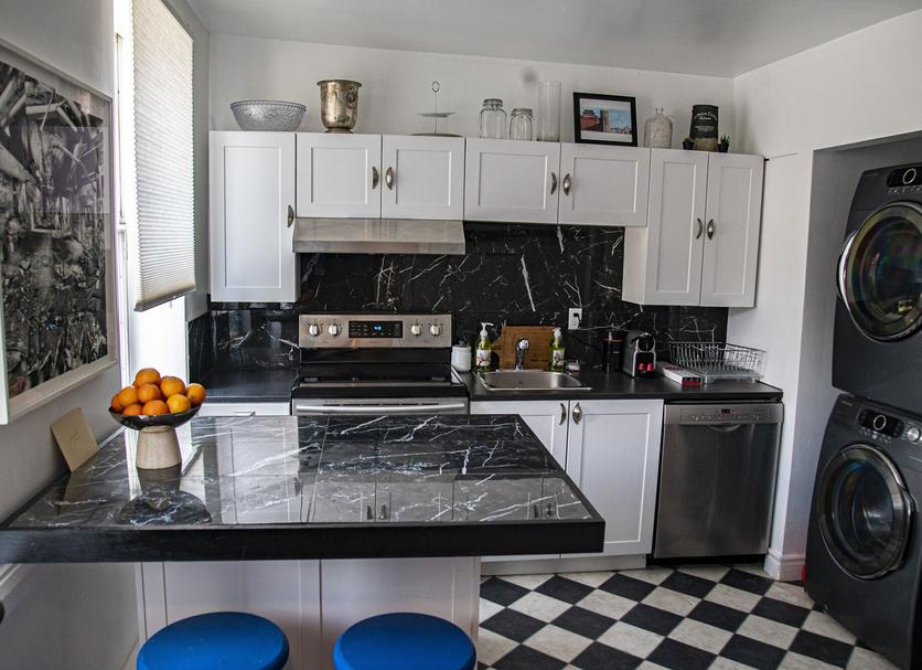 Kitchen Photo