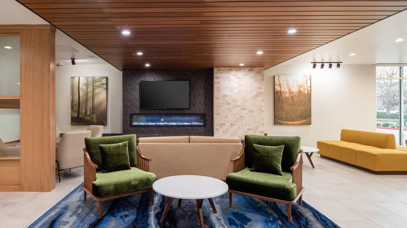 Fairfield Inn & Suites by Marriott Anaheim Los Alamitos
