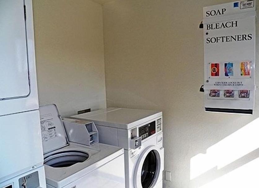 Laundry facility Photo