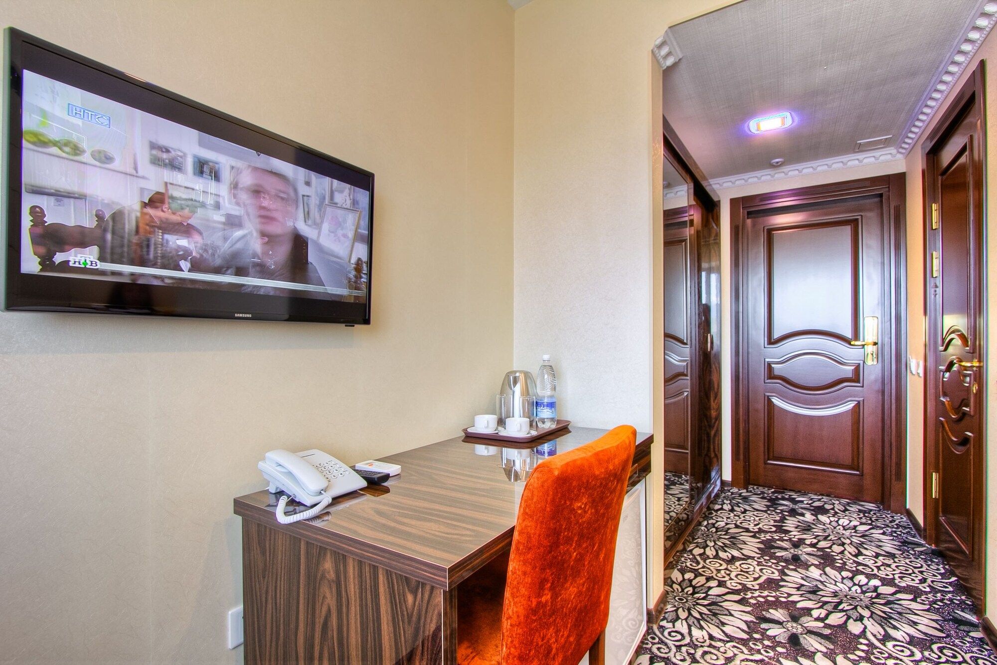 Room amenity
