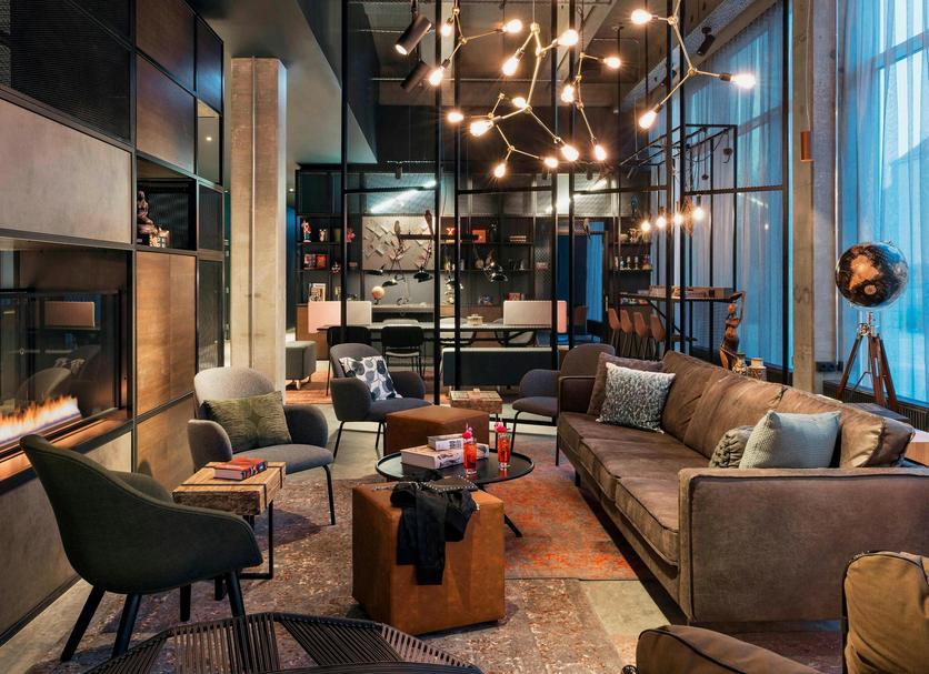 Lounge Photo