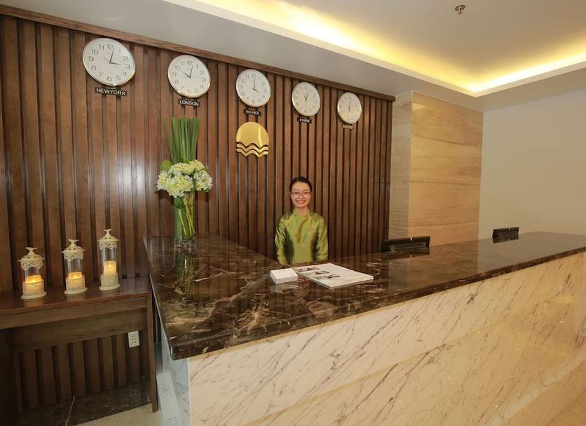 Front desk Photo