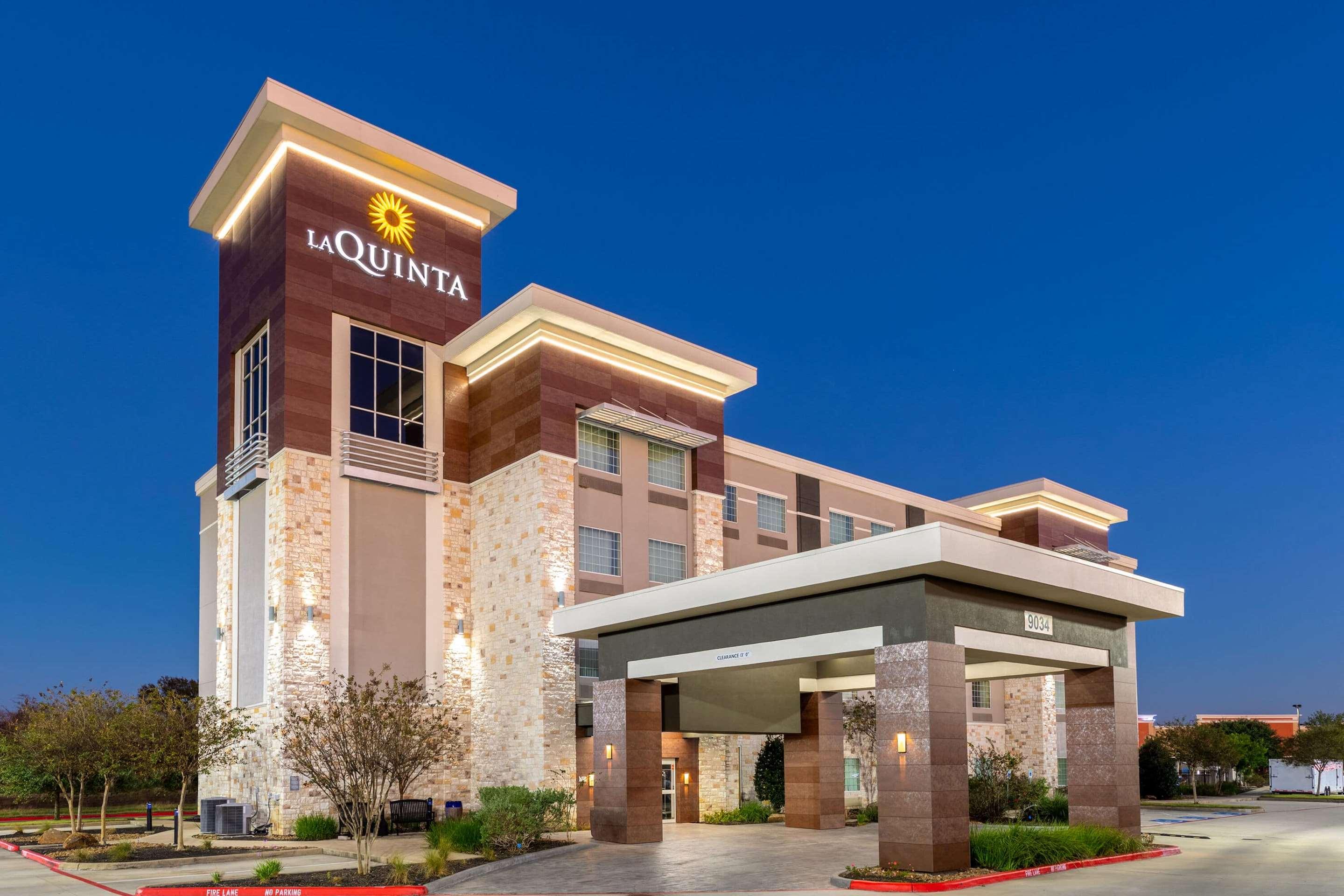 La Quinta Inn Suites By Wyndham Houston Nw Beltway8 Westrd from 84. Jersey Village Hotel Deals Reviews KAYAK