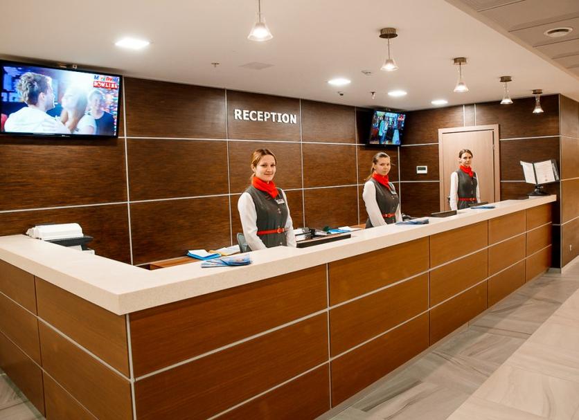 Front desk Photo