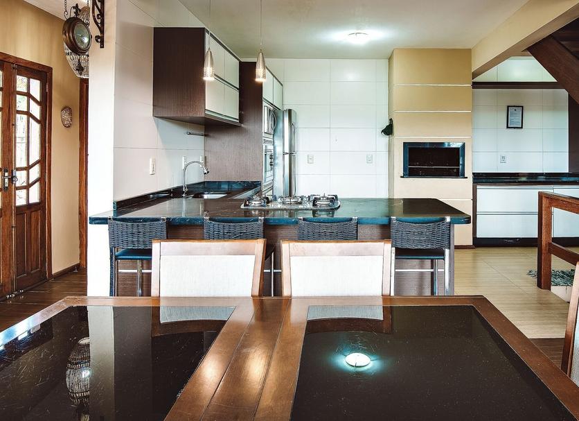 Kitchen Photo