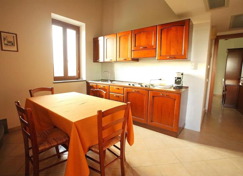 Kitchen Photo