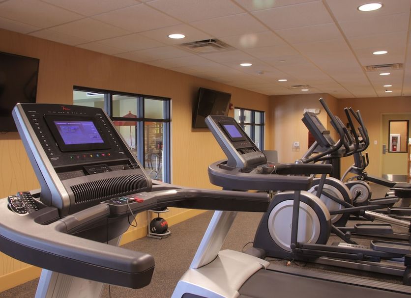 Little Missouri Inn & Suites Watford City fitness room with treadmills and ellipticals